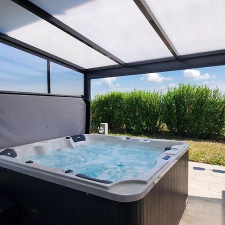 Hôtel AOG PRESTIGE Privat SPA Jacuzzi Sauna Parking, Colmar Muntzenheim Extérieur photo